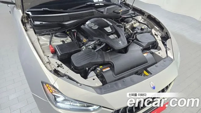 Maserati Ghibli id 2887031 из Кореи 16