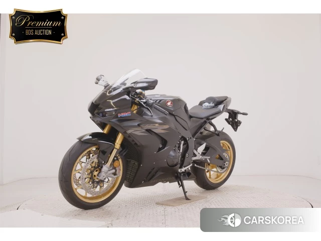 Проданный Honda CBR1000RR-R FIREBLADE SP 2025 из Японии, фото 4