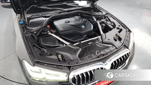 BMW 5 Series (G30) id 3735408 из Кореи 16