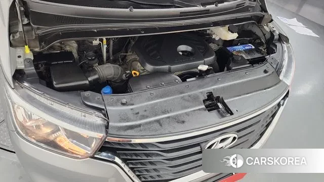 Hyundai The New Grand Starex id 3249199 из Кореи 16