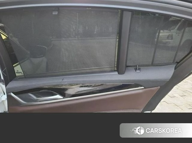 BMW 5 Series (G30) 2018 Белый из Кореи, фото 6