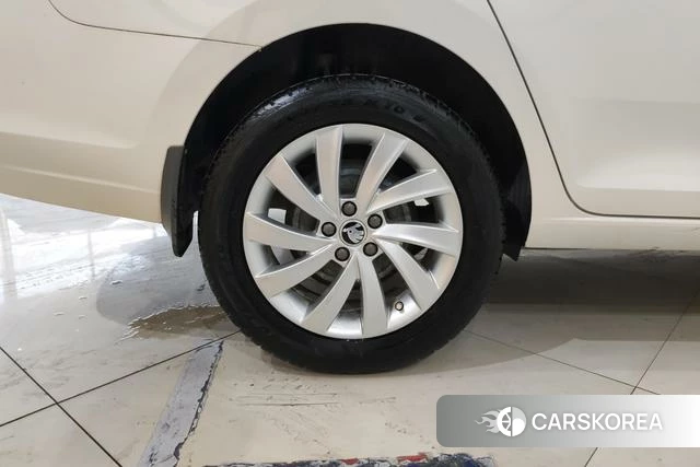 Skoda Xin Rui id 3823662 из Китая 13