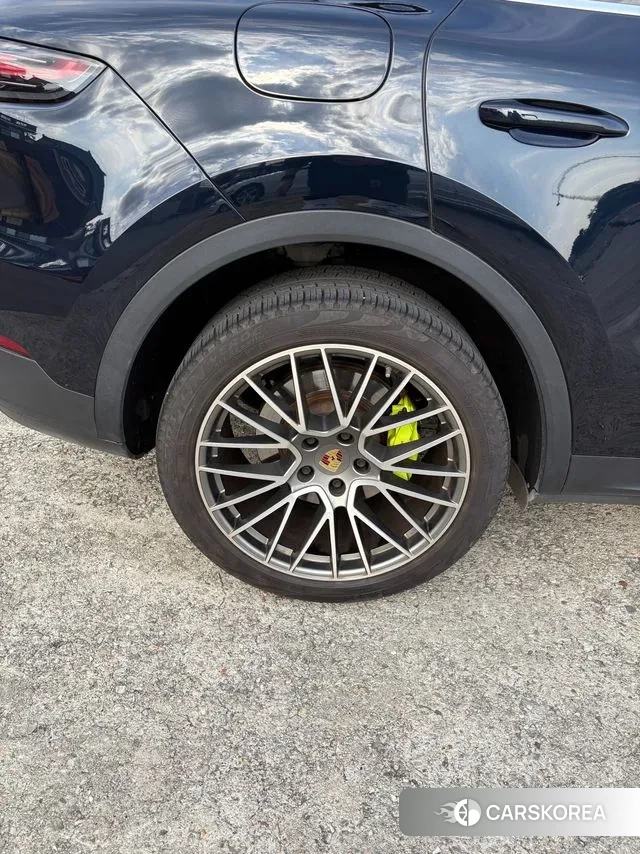 Porsche Cayenne (PO536) id 3330250 из Кореи 9