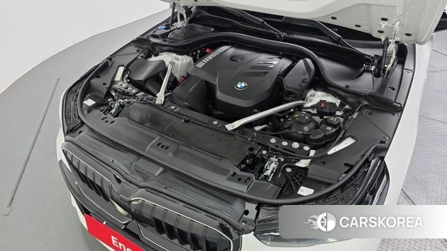 BMW 5 Series (G60) id 4360235 из Кореи 30