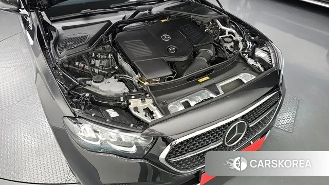 Mercedes-Benz E-Class W214 id 3299628 из Кореи 16