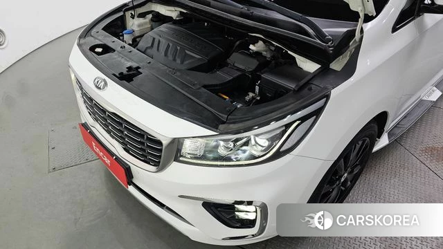 Kia The New Carnival id 4397637 из Кореи 16