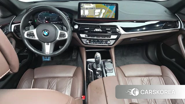 BMW 5 Series (G30) id 4793853 из Кореи 27