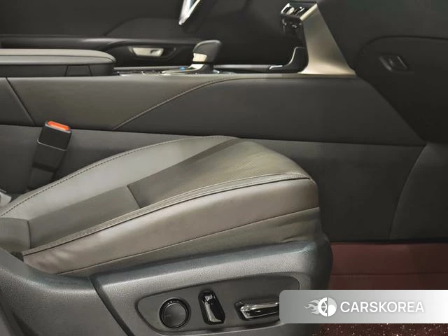 Lexus RX id 4273946 из Китая 8