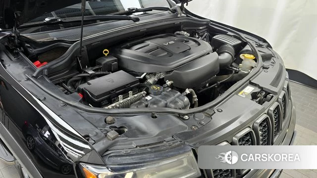 Jeep Grand Cherokee id 4225460 из Кореи 28