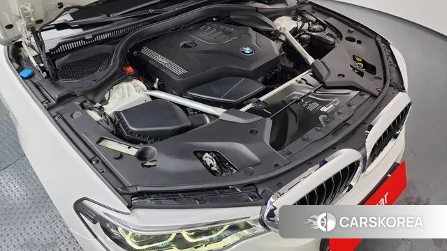 BMW 5 Series (G30) id 3736460 из Кореи 16