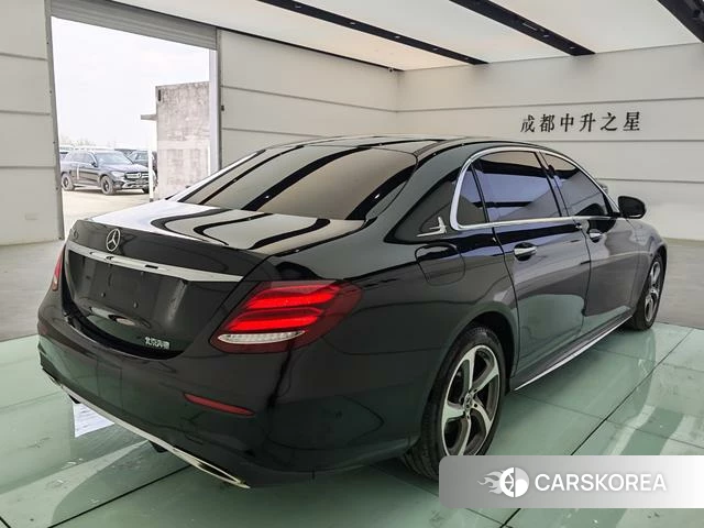 Mercedes-Benz E-class id 4254243 из Китая 15