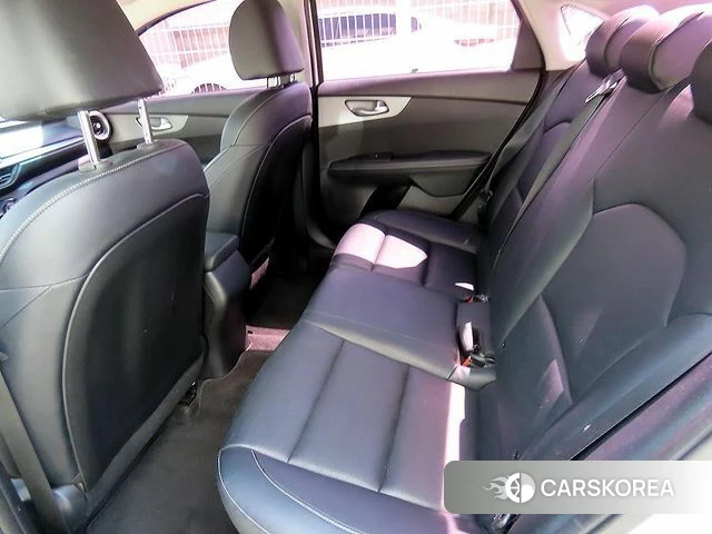 Kia Come New K3 id 4594721 из Кореи 14