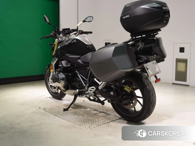BMW R1250R id 4373821 из Японии 6