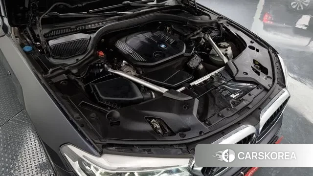 BMW 5 Series (G30) id 3258948 из Кореи 16