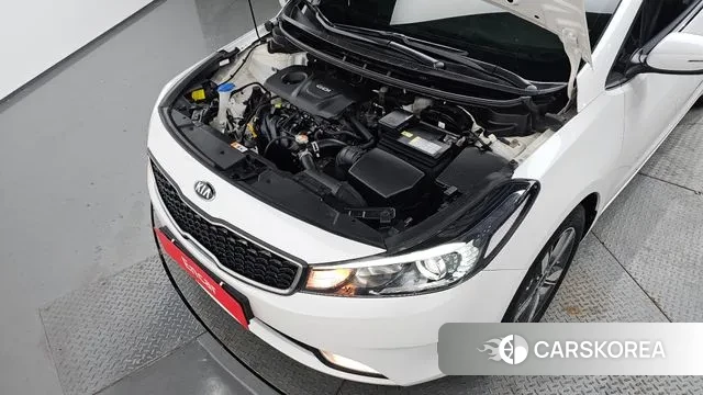 Kia The New K3 id 3558084 из Кореи 16