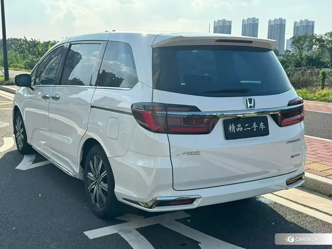 Honda Odyssey 2023 Белый из Китая, фото 6