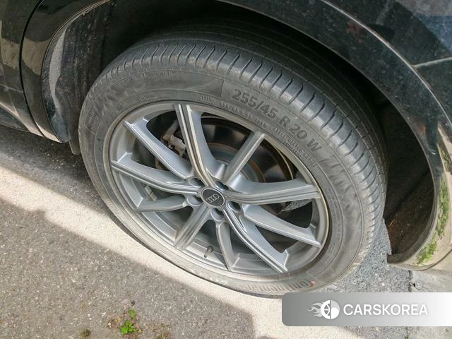 Audi Q5L 2023 Черный из Китая, фото 6
