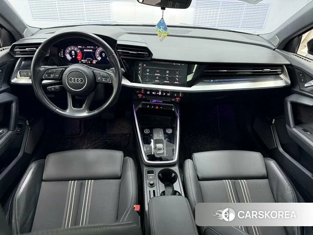 Audi A3 2023 Темно-серый из Китая, фото 6