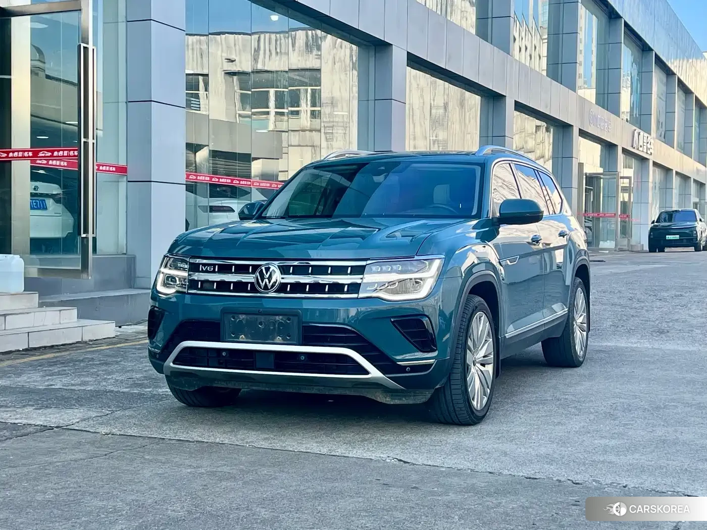 Volkswagen Touareg id 4607088 из Китая 7