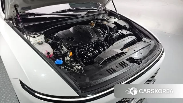 Hyundai Grandeur (GN7) id 3365750 из Кореи 16