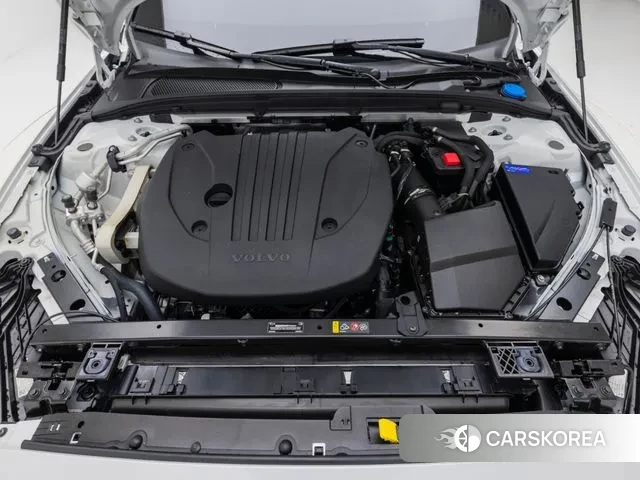 Volvo V60 Cross-Country 2nd Generation id 3549695 из Кореи 13