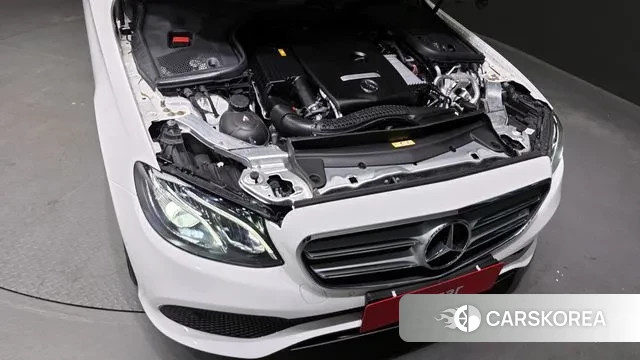 Mercedes-Benz E-Class W213 id 3336219 из Кореи 16