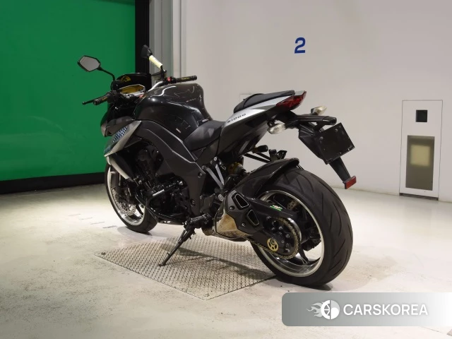 Kawasaki Z1000 id 4334515 из Японии 6