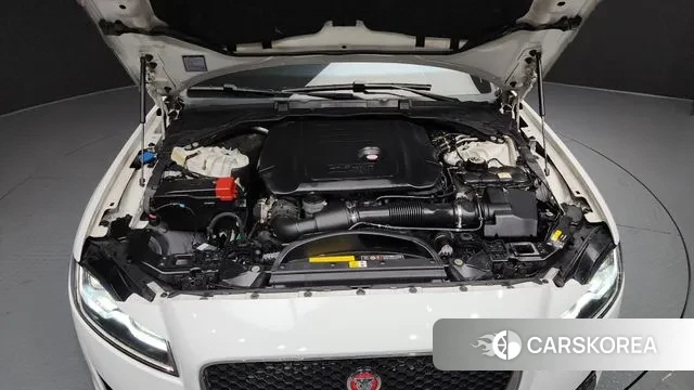 Jaguar XF (X260) id 3608015 из Кореи 16
