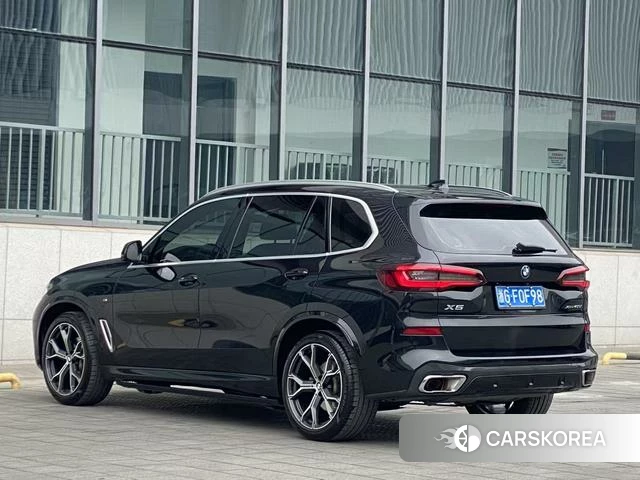 BMW X5 id 4359465 из Китая 10