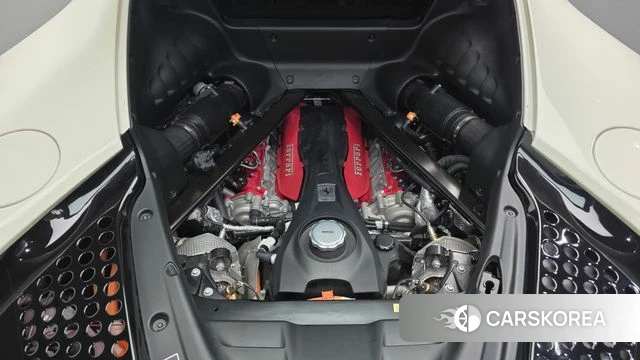 Ferrari SF90 Stradale id 4383271 из Кореи 16
