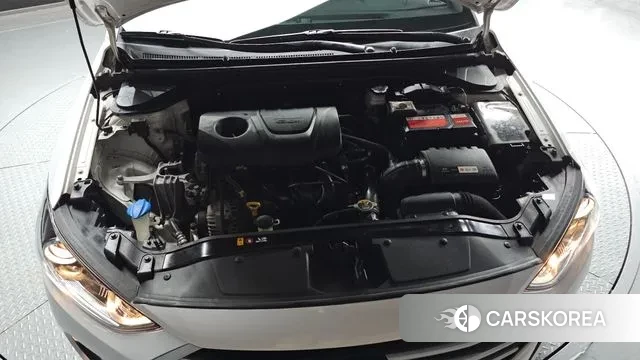 Hyundai Avante AD id 3563387 из Кореи 16