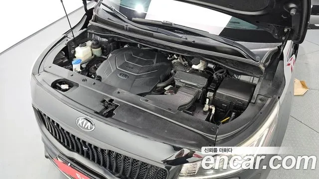 Kia The New Carnival id 2936952 из Кореи 16