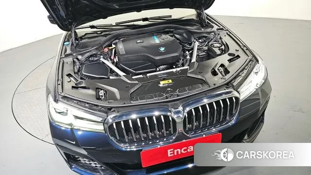 BMW 5 Series (G30) id 2999559 из Кореи 16