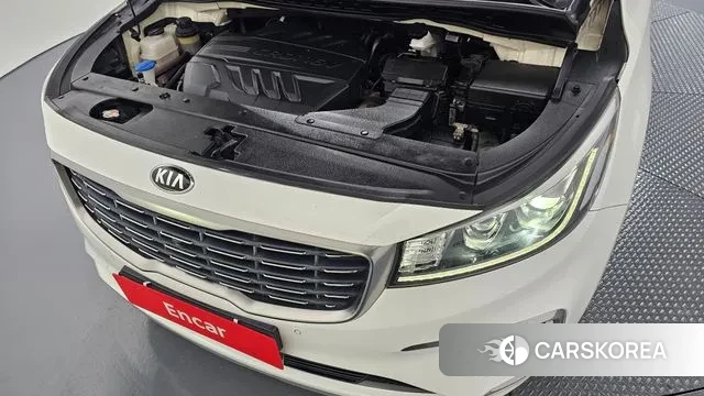 Kia The New Carnival id 3505419 из Кореи 16