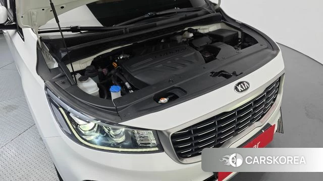 Kia The New Carnival id 4356556 из Кореи 28