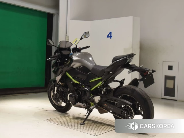Kawasaki Z900 id 4328221 из Японии 6