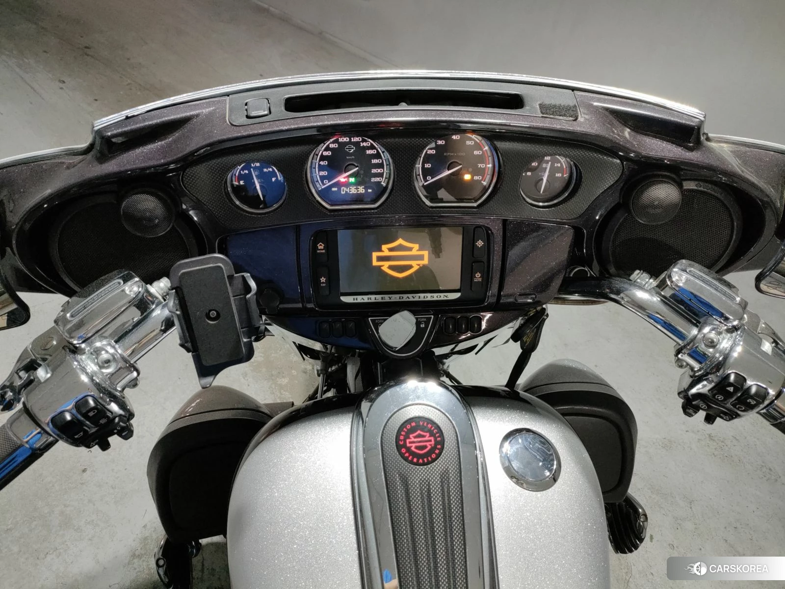 Проданный Harley-Davidson Street Glide FLHXSE1800 CVO id 4193780 из Японии, фото 6