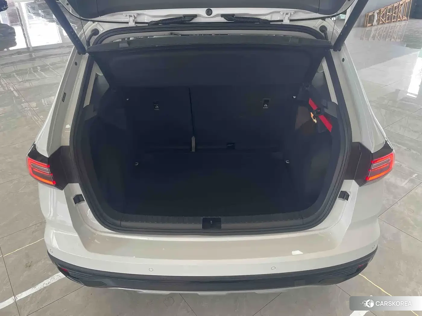 Volkswagen Tharu id 4601893 из Китая 9