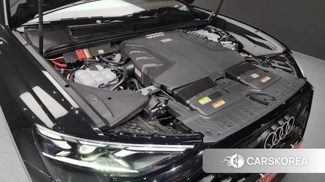 Audi Q8 (4M) id 3609980 из Кореи 16