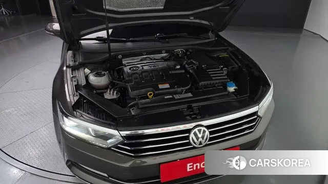 Volkswagen Passat GT (B8) id 3588550 из Кореи 16