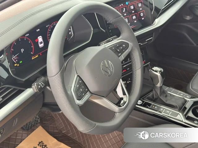 Volkswagen Passat id 4300203 из Китая 20