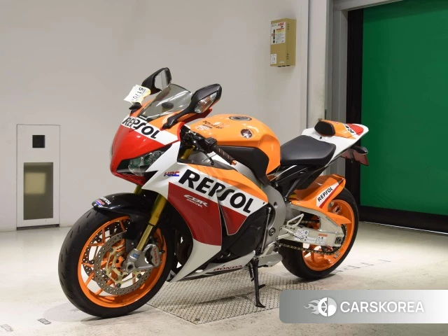 Honda CBR1000RR 2015 из Японии, фото 2