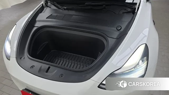 Tesla Model Y id 3546182 из Кореи 16