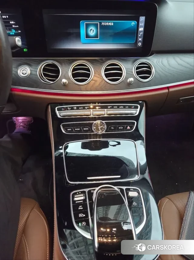 Mercedes-Benz E-Class W213 id 3423098 из Кореи 7