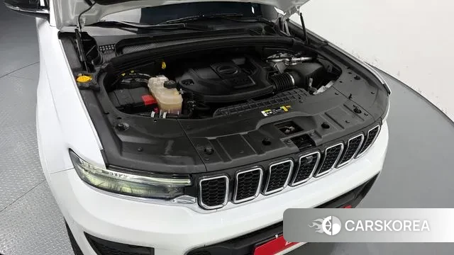 Jeep Grand Cherokee (WL) id 3300452 из Кореи 16