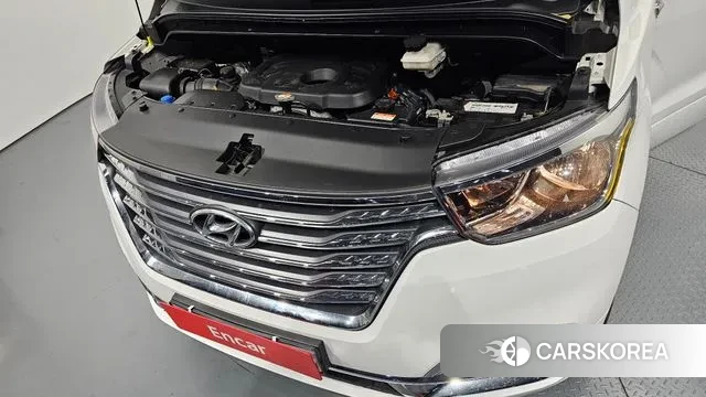 Hyundai The New Grand Starex id 3568171 из Кореи 16