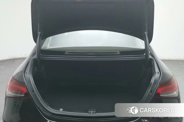 Mercedes-Benz E-class id 4261574 из Китая 20