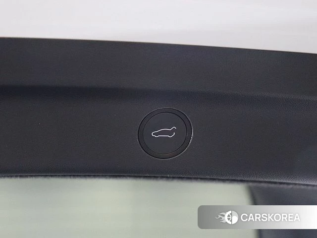 Tesla Model Y 2023 Белый из Кореи, фото 6