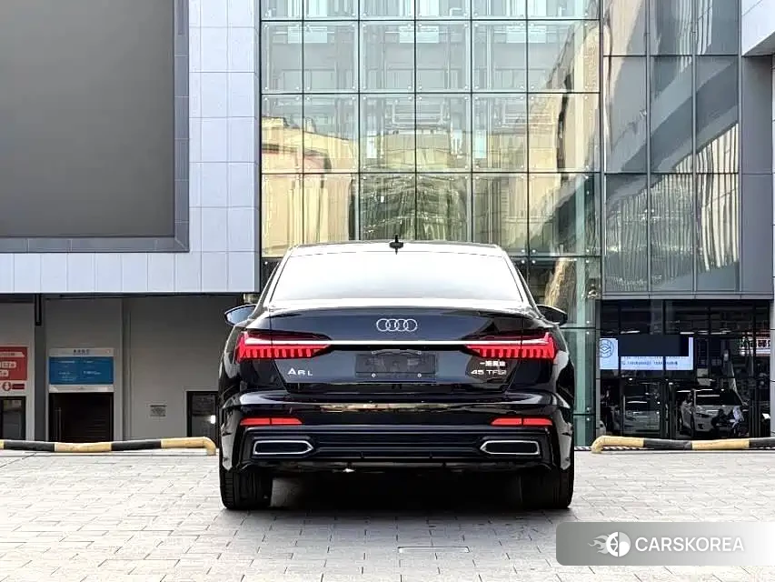 Audi A6L 2021 Черный из Китая, фото 6