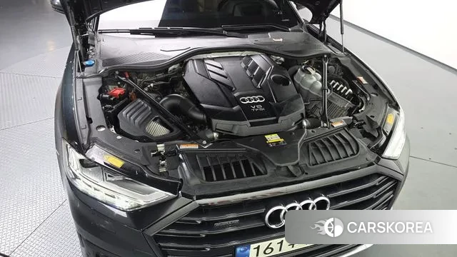 Audi A8 (D5) id 3752956 из Кореи 16